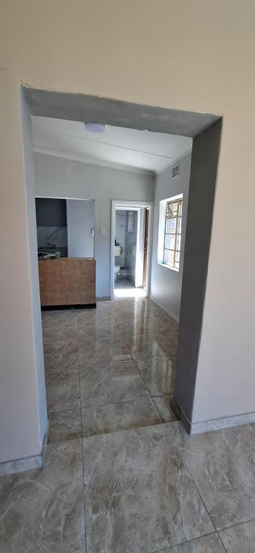 To Let 1 Bedroom Property for Rent in Ruyterwacht Western Cape